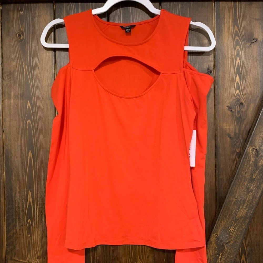 GUESS Cutout Top Flame Scarlet Size Medium
